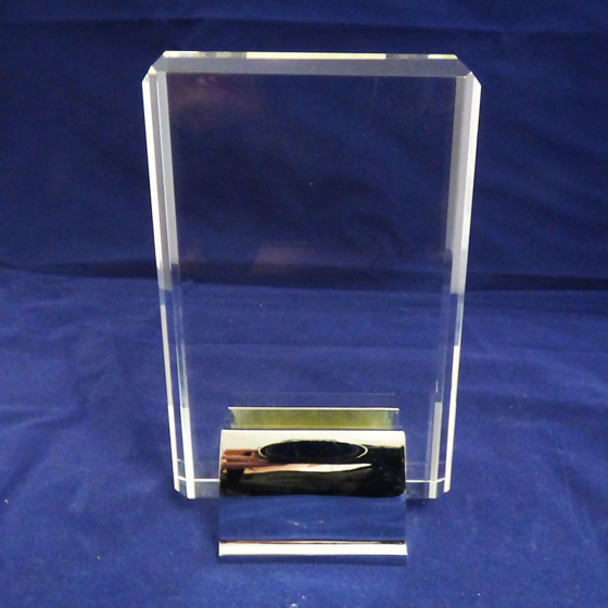 Picture of Rectangular Glass block with silver base. 165mm